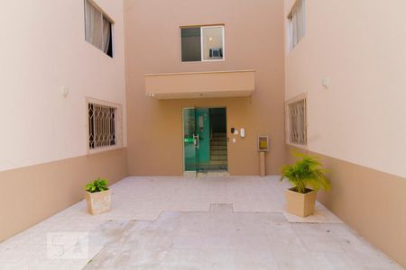 Apartamento para alugar com 67m², 3 quartos e 1 vaga Apartamento para alugar com 67m², 3 quartos e 1 vagaEntrada do Bloco