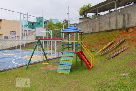 Apartamento para alugar com 67m², 3 quartos e 1 vaga Apartamento para alugar com 67m², 3 quartos e 1 vagaPlayground