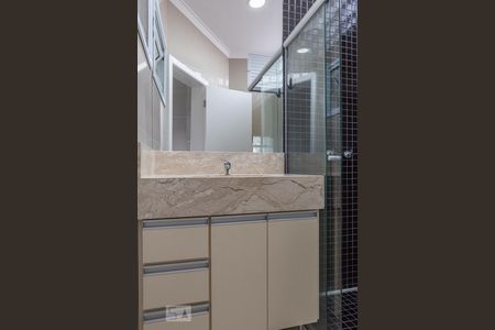 Casa à venda com 110m², 3 quartos e 2 vagas Casa à venda com 110m², 3 quartos e 2 vagasBanheiro da Suite 2