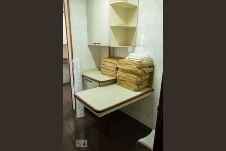 Apartamento à venda com 81m², 3 quartos e 2 vagasÁrea de Serviço