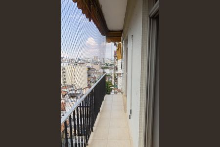 Apartamento à venda com 81m², 3 quartos e 2 vagasvaranda