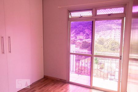 Apartamento à venda com 81m², 3 quartos e 2 vagasquarto 1