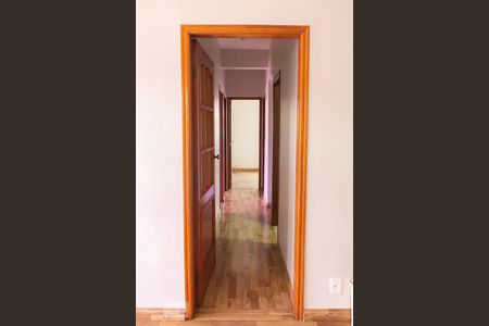 Apartamento à venda com 81m², 3 quartos e 2 vagascorredor para quartos e banheiro social