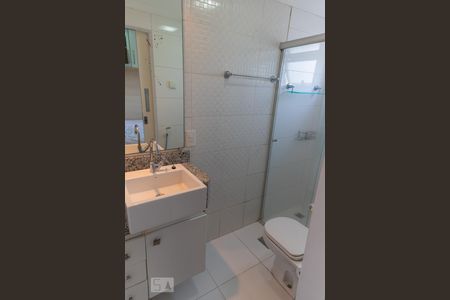 Apartamento à venda com 60m², 2 quartos e 1 vaga Apartamento à venda com 60m², 2 quartos e 1 vagaBanheiro da suite