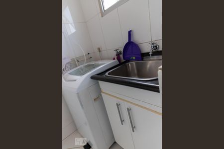 Apartamento à venda com 60m², 2 quartos e 1 vaga Apartamento à venda com 60m², 2 quartos e 1 vagaÁrea de serviço