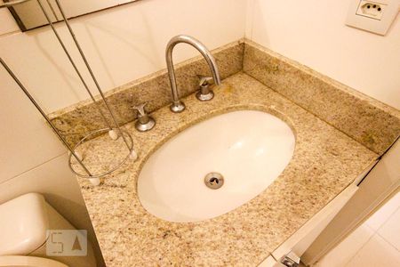 Apartamento para alugar com 61m², 2 quartos e 1 vagaBanheiro da Suíte