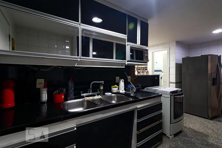 Apartamento à venda com 490m², 4 quartos e 4 vagasCozinha