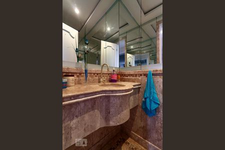 Lavabo de apartamento à venda com 4 quartos, 490m² em Recreio dos Bandeirantes, Rio de Janeiro