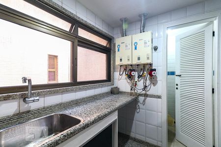 Apartamento à venda com 490m², 4 quartos e 4 vagasÁrea de Serviço