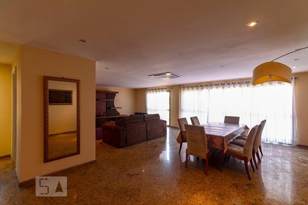 Sala de apartamento à venda com 4 quartos, 490m² em Recreio dos Bandeirantes, Rio de Janeiro
