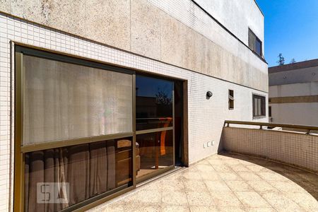 Apartamento à venda com 490m², 4 quartos e 4 vagasVaranda da Suíte 3