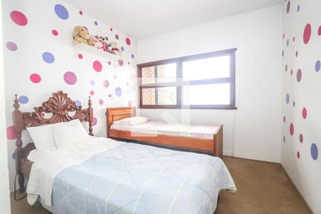 Casa à venda com 150m², 3 quartos e 4 vagas Casa à venda com 150m², 3 quartos e 4 vagasQuarto 1