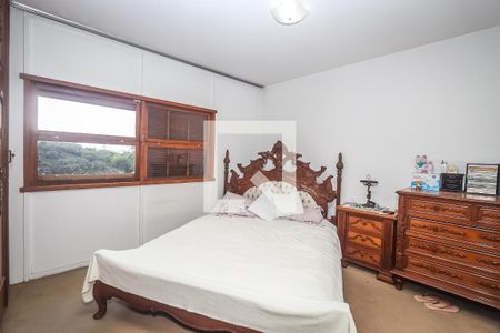 Casa à venda com 150m², 3 quartos e 4 vagas Casa à venda com 150m², 3 quartos e 4 vagasSuite