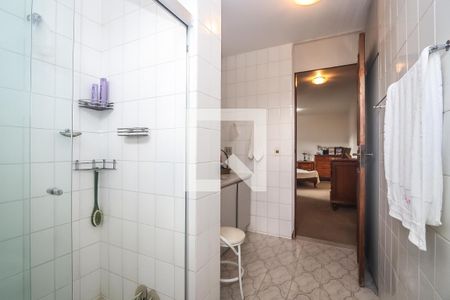 Casa à venda com 150m², 3 quartos e 4 vagas Casa à venda com 150m², 3 quartos e 4 vagasBanheiro da Suite