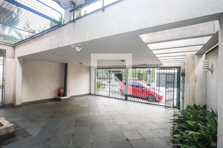 Casa à venda com 150m², 3 quartos e 4 vagas Casa à venda com 150m², 3 quartos e 4 vagasGaragem