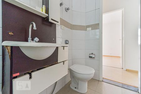 Apartamento à venda com 76m², 2 quartos e 1 vaga Apartamento à venda com 76m², 2 quartos e 1 vagaBanheiro