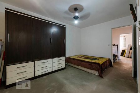 Casa à venda com 220m², 3 quartos e 4 vagasQuarto 3 - Suíte