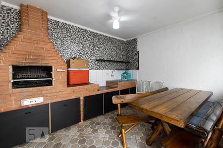 Casa à venda com 220m², 3 quartos e 4 vagasChurrasqueira