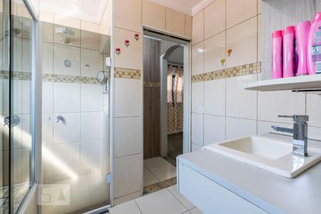 Casa à venda com 220m², 3 quartos e 4 vagasQuarto 3 - Suíte/ Banheiro