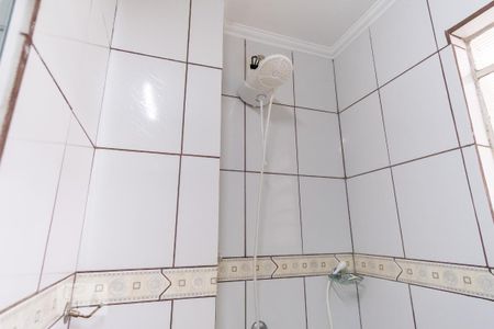 Banheiro de apartamento à venda com 2 quartos, 83m² em Vila Industrial, Campinas