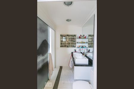 Apartamento à venda com 130m², 3 quartos e 3 vagasBanheiro da Suíte