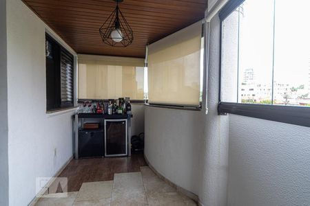 Apartamento à venda com 130m², 3 quartos e 3 vagasVaranda