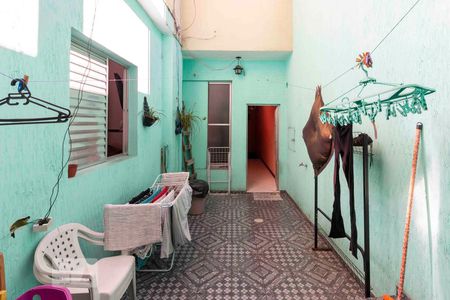 Casa para alugar com 900m², 5 quartos e 6 vagasÁrea de Serviço - Casa Fundos