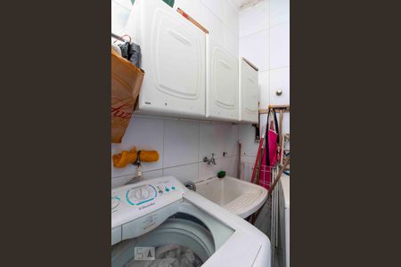 Casa para alugar com 900m², 5 quartos e 6 vagasÁrea de Serviço Segundo Pavimento