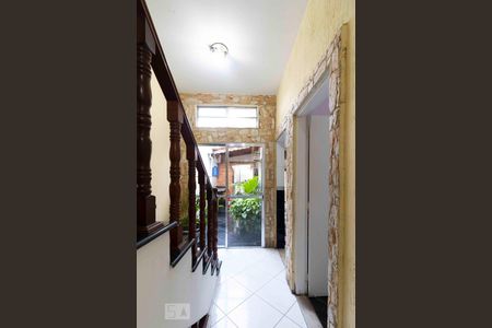 Casa para alugar com 900m², 5 quartos e 6 vagasCorredor Segundo Pavimento