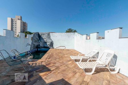 Casa para alugar com 900m², 5 quartos e 6 vagasPiscina Quarto Pavimento