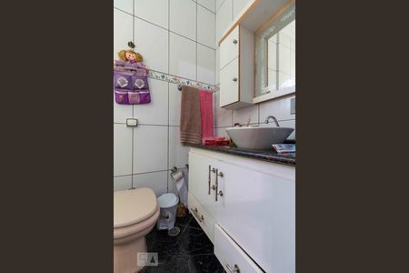 Casa para alugar com 900m², 5 quartos e 6 vagasBanheiro Vista Quarto 2 - Suite Segundo Pavimento