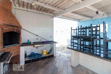 Casa para alugar com 900m², 5 quartos e 6 vagasChurrasqueira Quarto Pavimento