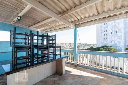 Casa para alugar com 900m², 5 quartos e 6 vagasChurrasqueira Quarto Pavimento