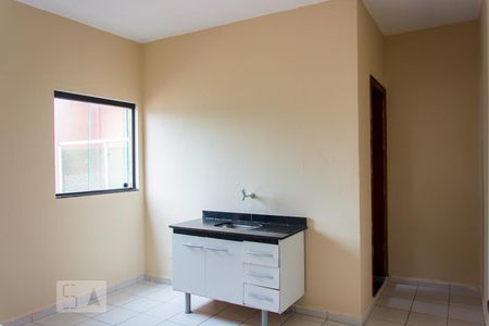 Studio de kitnet/studio para alugar com 1 quarto, 20m² em Parque João Ramalho, Santo André