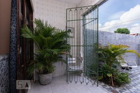 Varanda  de casa para alugar com 2 quartos, 90m² em Cordeiro, Recife