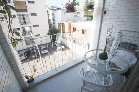 Apartamento à venda com 56m², 2 quartos e 1 vagaVaranda