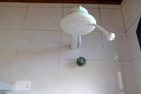 Casa à venda com 382m², 5 quartos e 1 vagaBanheiro da suíte 2