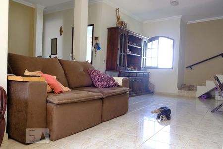 Casa à venda com 382m², 5 quartos e 1 vagaSala segundo andar