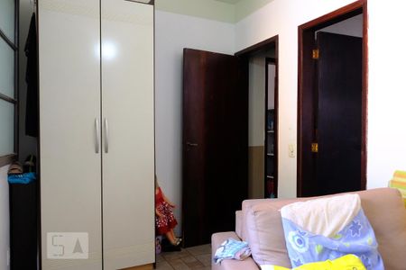 Casa à venda com 382m², 5 quartos e 1 vagaSuíte 2
