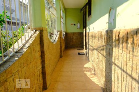 Casa à venda com 382m², 5 quartos e 1 vagaCorredor - frente da casa