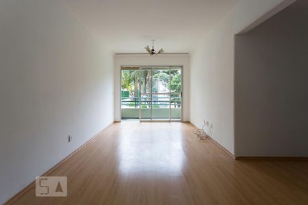 Apartamento para alugar com 2 quartos, 70m² em Jardim Ivana, São Paulo