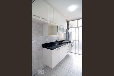 Apartamento à venda com 66m², 2 quartos e 1 vagaCozinha