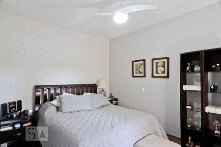 Apartamento à venda com 174m², 3 quartos e 2 vagasSuíte 1