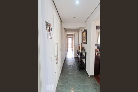 Apartamento à venda com 174m², 3 quartos e 2 vagasCorredor