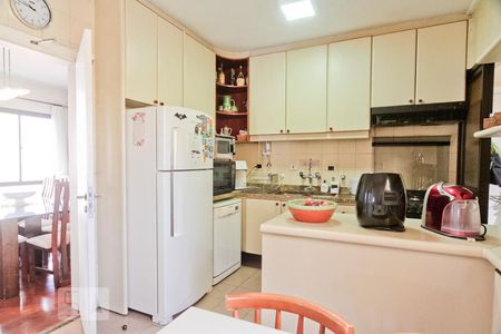 Apartamento à venda com 174m², 3 quartos e 2 vagasCozinha