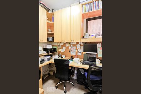 Apartamento à venda com 174m², 3 quartos e 2 vagasQuarto de Serviço