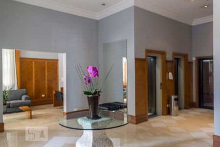 Hall de Entrada de apartamento para alugar com 1 quarto, 47m² em Itaim Bibi, São Paulo
