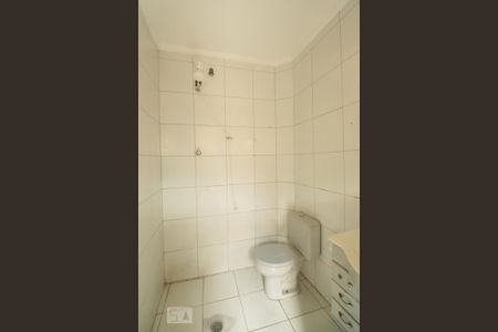 Casa para alugar com 45m², 1 quarto e 2 vagasBanheiro