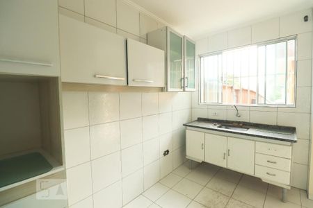 Casa para alugar com 45m², 1 quarto e 2 vagasCozinha