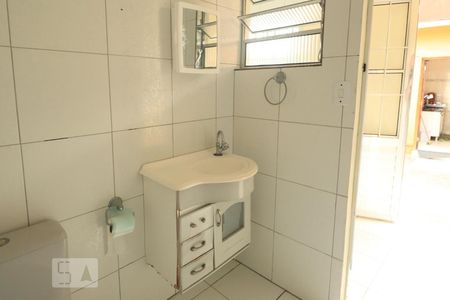 Banheiro de casa para alugar com 1 quarto, 45m² em Vila Alto de Santo Andre, Santo André